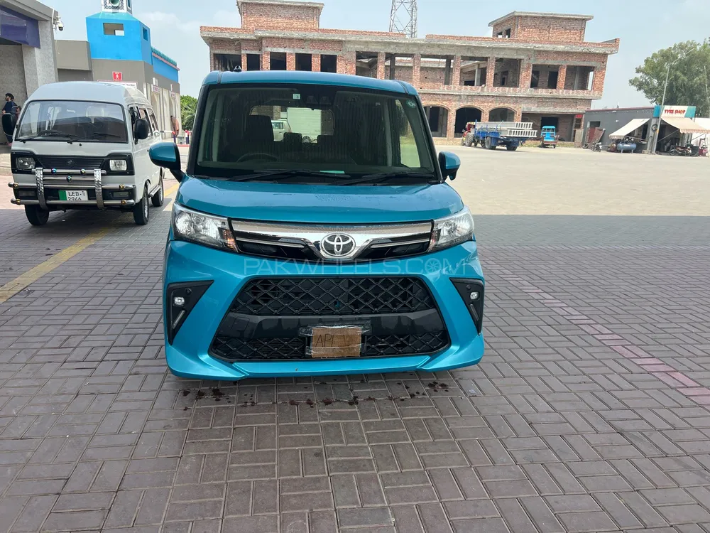 Toyota Roomy 2023 for Sale in Lahore Image-1