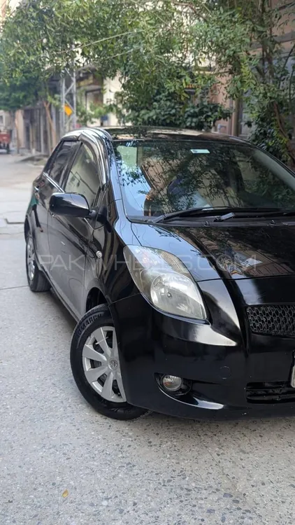 Toyota Vitz 2006 for Sale in Attock Image-1