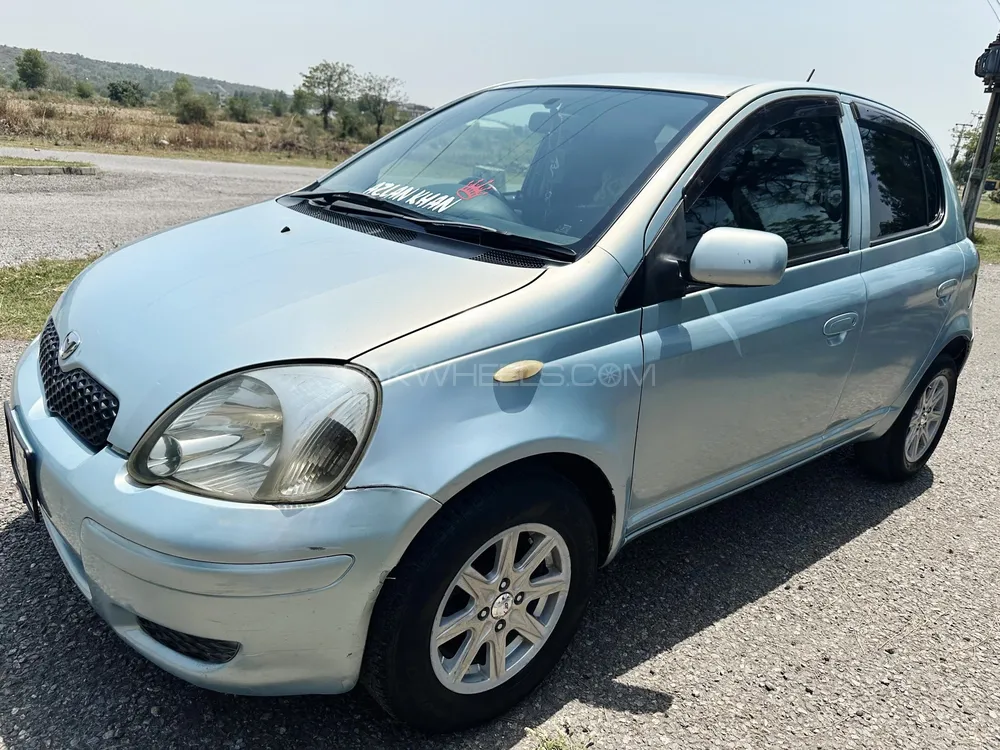 Toyota Vitz 2004 for Sale in Islamabad Image-1