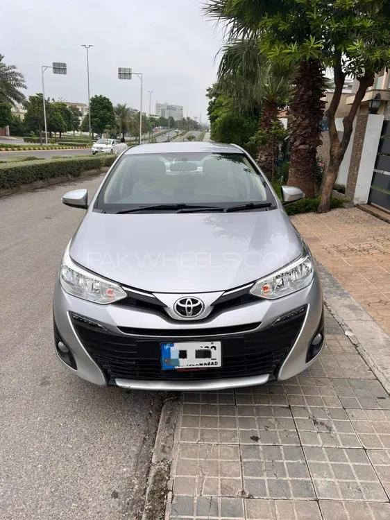 Toyota Yaris Sedan 2021 for Sale in Islamabad Image-1