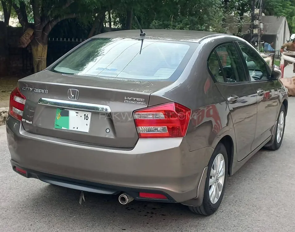 Honda City 2016 for Sale in Lahore Image-1