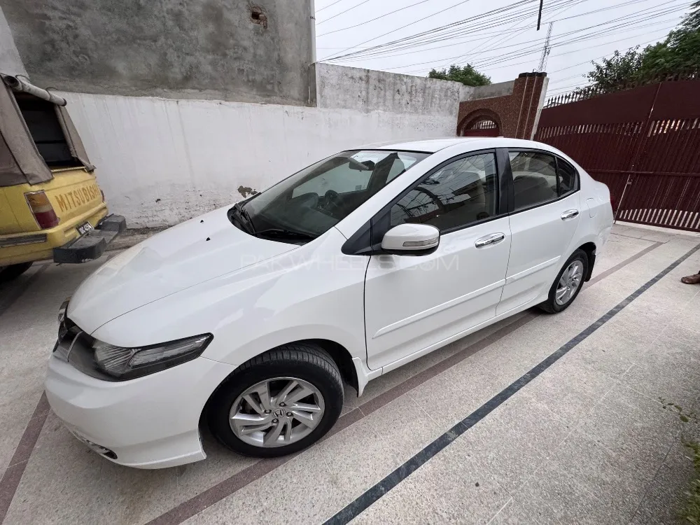Honda City 2020 for Sale in Islamabad Image-1