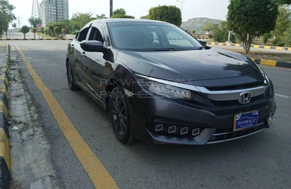 Honda Civic 2017 for Sale in Islamabad Image-1