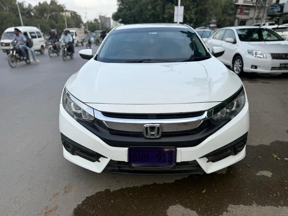 Honda Civic 2018 for Sale in Karachi Image-1