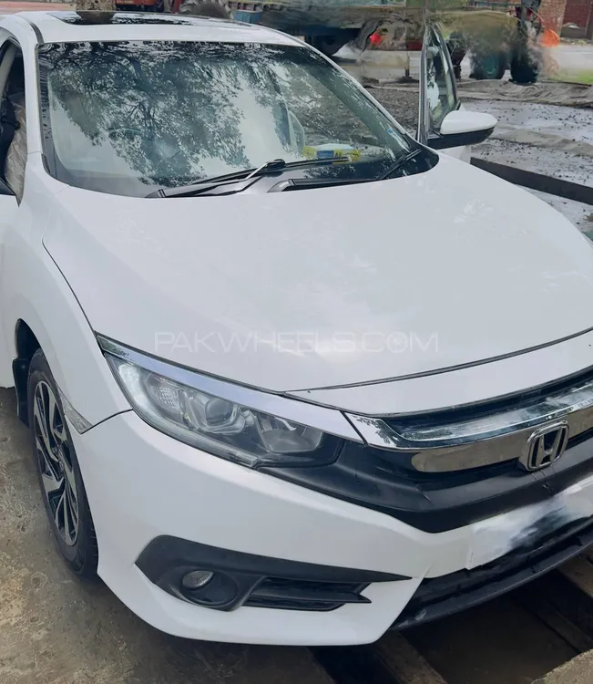Honda Civic 2018 for Sale in Kasur Image-1
