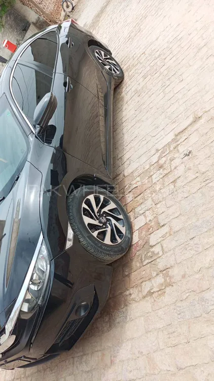 Honda Civic 2018 for Sale in Rahim Yar Khan Image-1