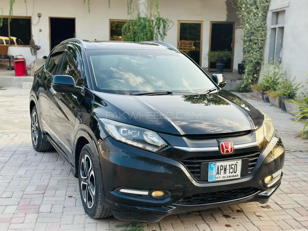 Honda Vezel 2014 for Sale in Peshawar Image-1