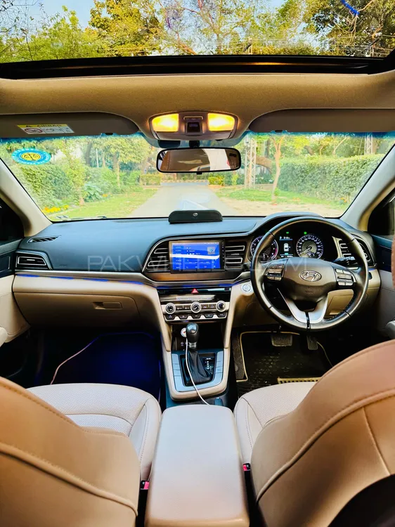 Hyundai Elantra 2022 for Sale in Lahore Image-1