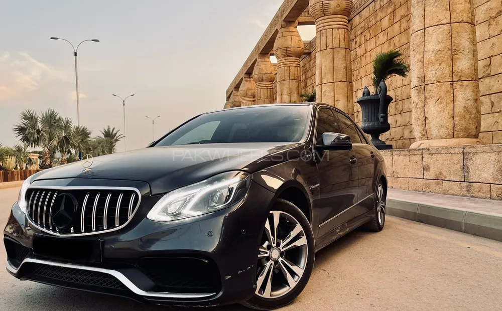 Mercedes Benz E Class 2012 for Sale in Islamabad Image-1