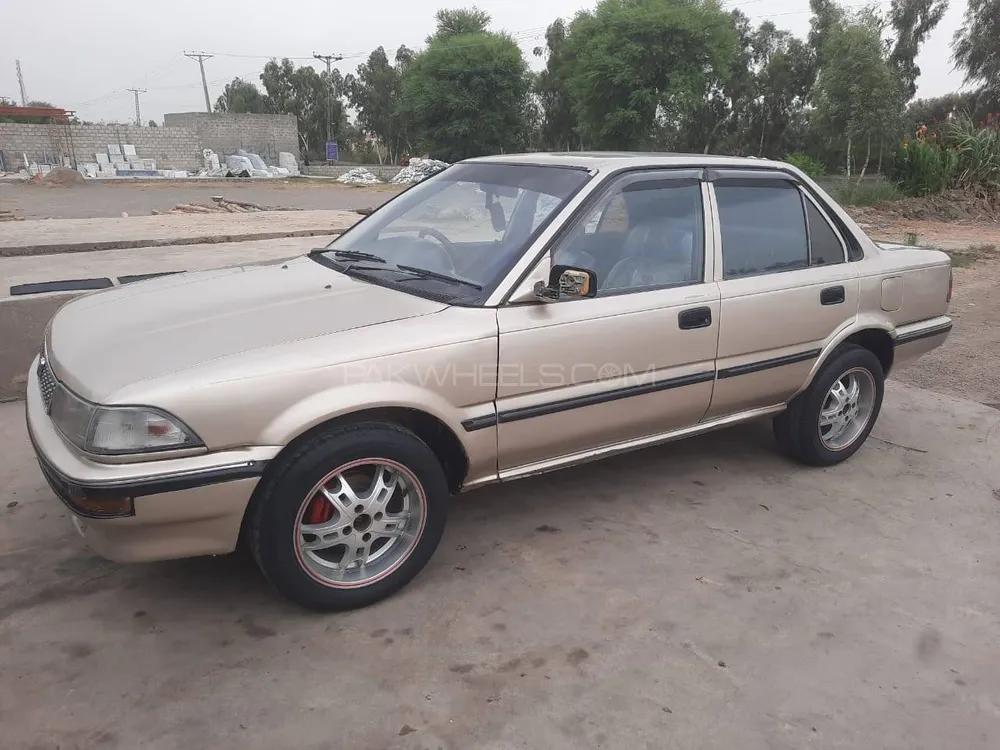 Toyota Corolla 1992 for Sale in Peshawar Image-1