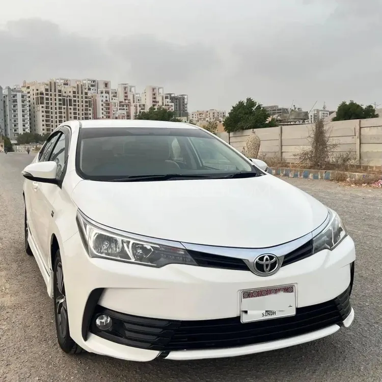 Toyota Corolla 2018 for Sale in Karachi Image-1