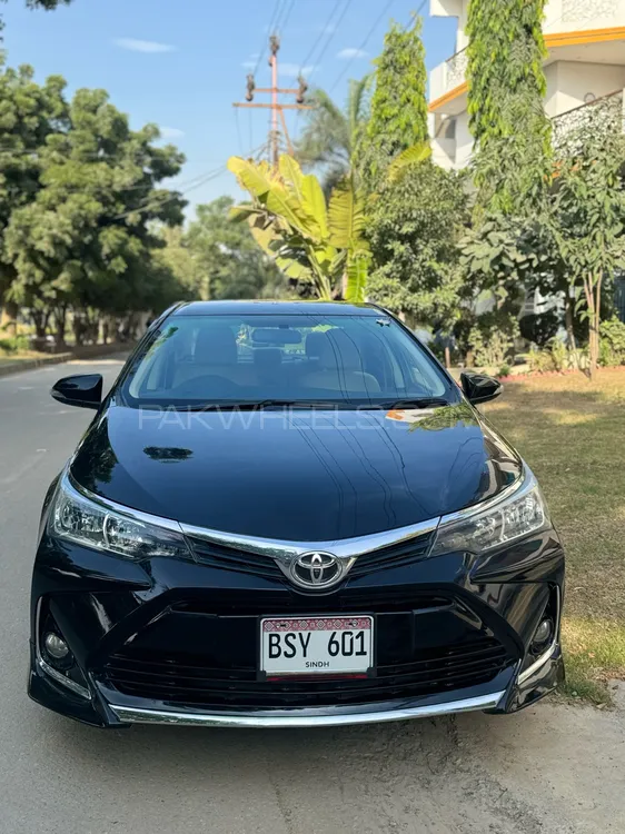 Toyota Corolla 2021 for Sale in Karachi Image-1