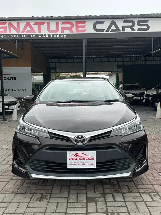 Toyota Corolla 2021 for Sale in Islamabad Image-1