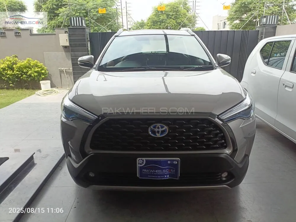 Toyota Corolla Cross 2024 for Sale in Lahore Image-1