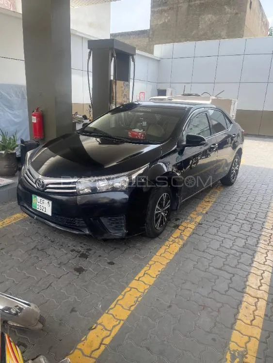 Toyota Corolla 2015 for Sale in Lahore Image-1