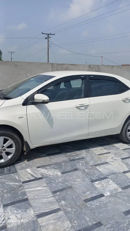 Toyota Corolla 2017 for Sale in Mandi bahauddin Image-1