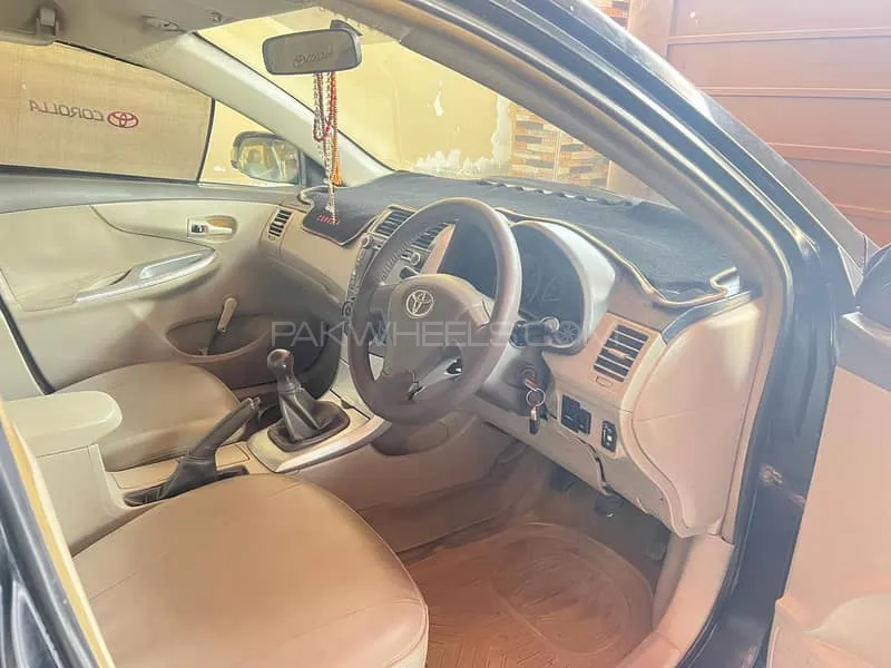 Toyota Corolla 2009 for Sale in Hasilpur Image-1