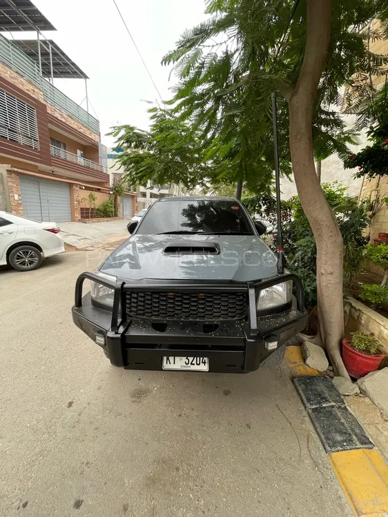 Toyota Hilux 2009 for Sale in Karachi Image-1