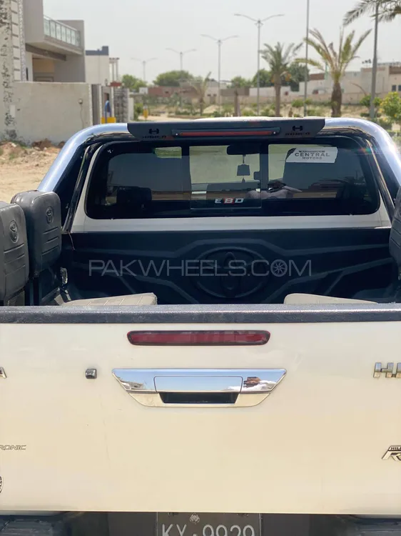 Toyota Hilux 2020 for Sale in Multan Image-1