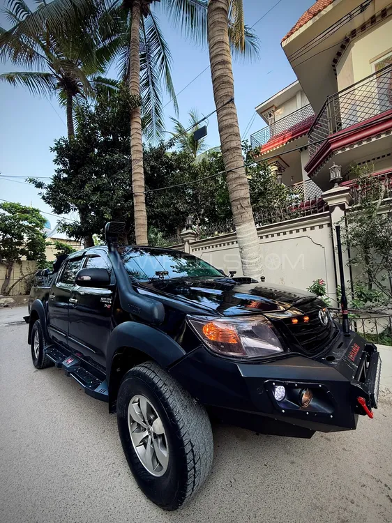 Toyota Hilux 2008 for Sale in Karachi Image-1