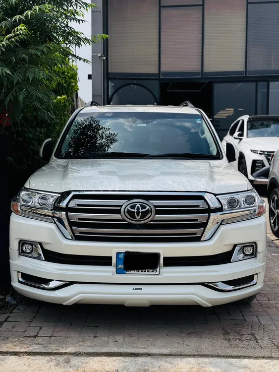 Toyota Land Cruiser 2019 for Sale in Islamabad Image-1