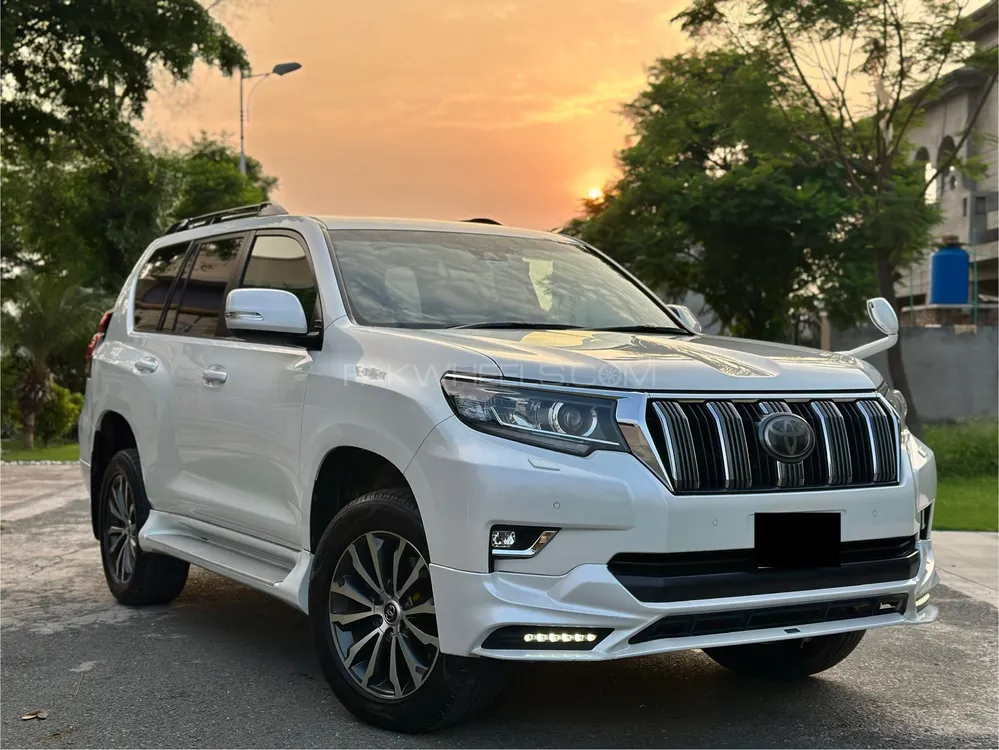 Toyota Prado 2019 for Sale in Lahore Image-1