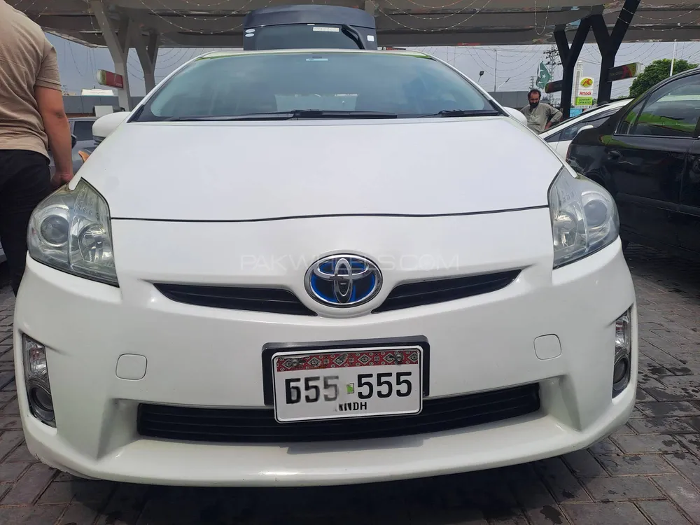 Toyota Prius 2011 for Sale in Peshawar Image-1