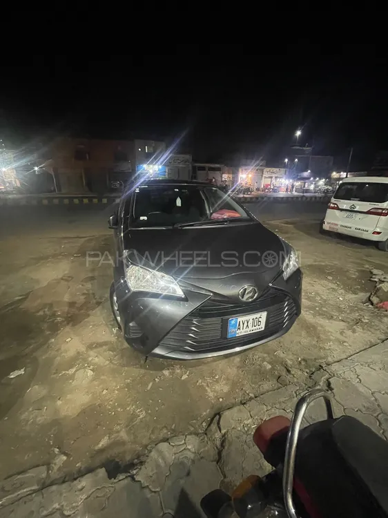 Toyota Vitz 2018 for Sale in Hafizabad Toyota Vitz 2018 for Sale in Hafizabad Image-4