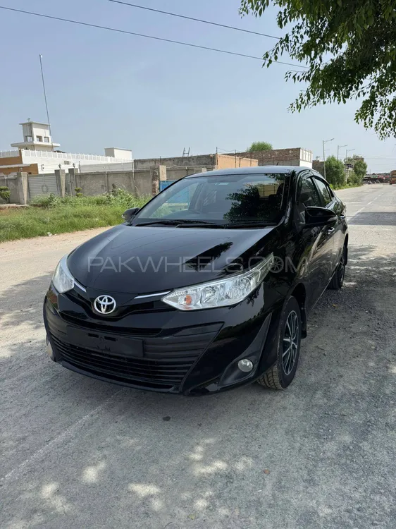 Toyota Yaris Sedan 2021 for Sale in Vehari Image-1