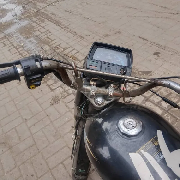 Unique Xtreme UD 70 2014 for Sale Image-1