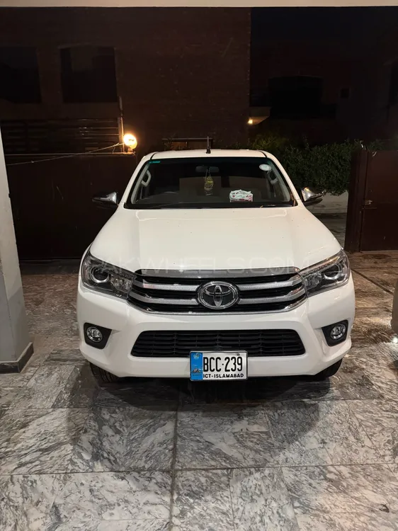 Toyota Hilux 2021 for Sale in Peshawar Image-1