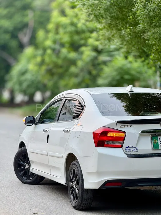 Honda City 2018 for Sale in Lahore Honda City 2018 for Sale in Lahore Image-11