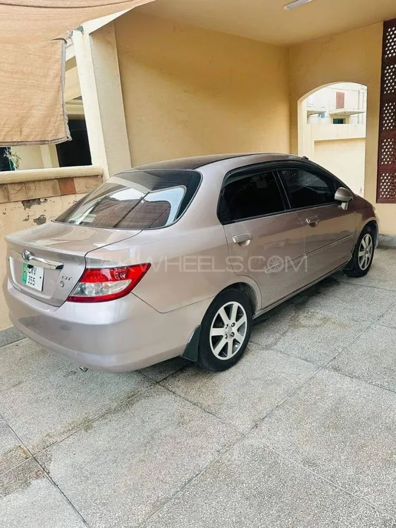 Honda City 2004 for Sale in Islamabad Image-1