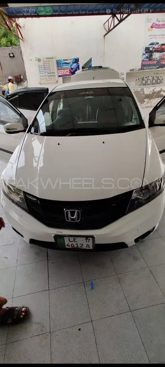 Honda City 2017 for Sale in Faisalabad Image-1