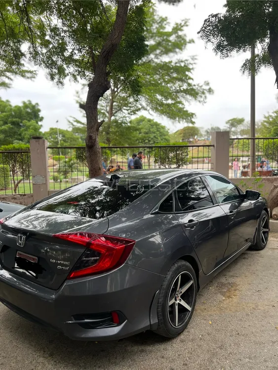 Honda Civic 2018 for Sale in Karachi Image-1