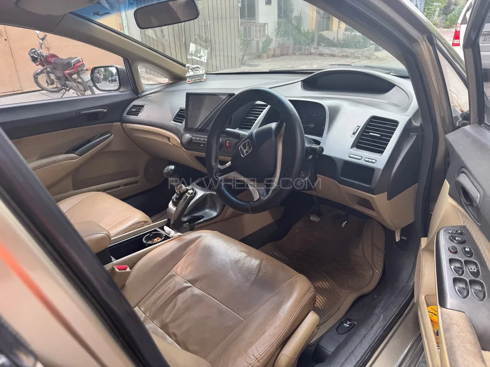 Honda Civic 2010 for Sale in Lahore Honda Civic 2010 for Sale in Lahore Image-6