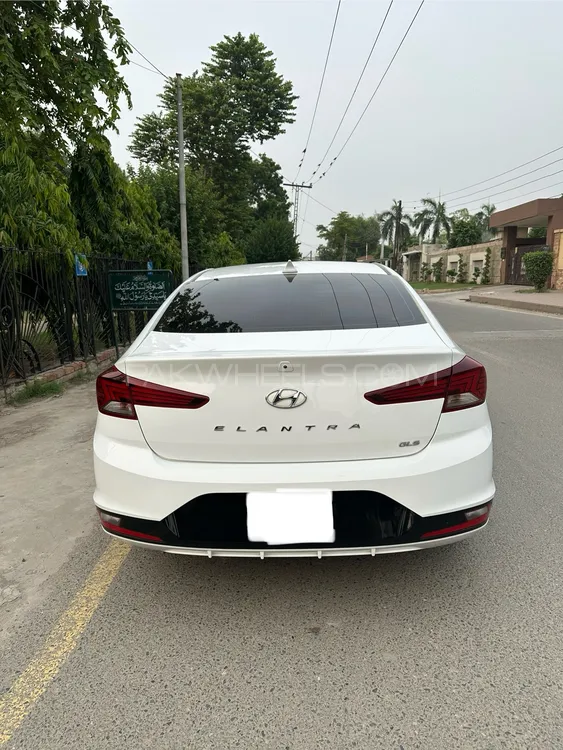 Hyundai Elantra 2023 for Sale in Faisalabad Image-1