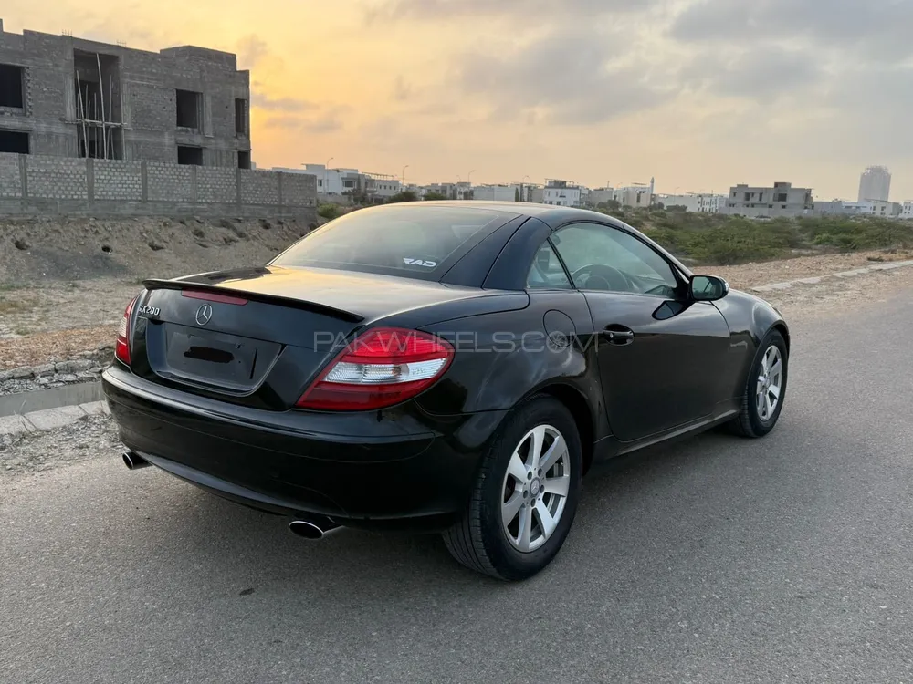 Mercedes Benz SLK Class 2004 for Sale in Karachi Mercedes Benz SLK Class 2004 for Sale in Karachi Image-10