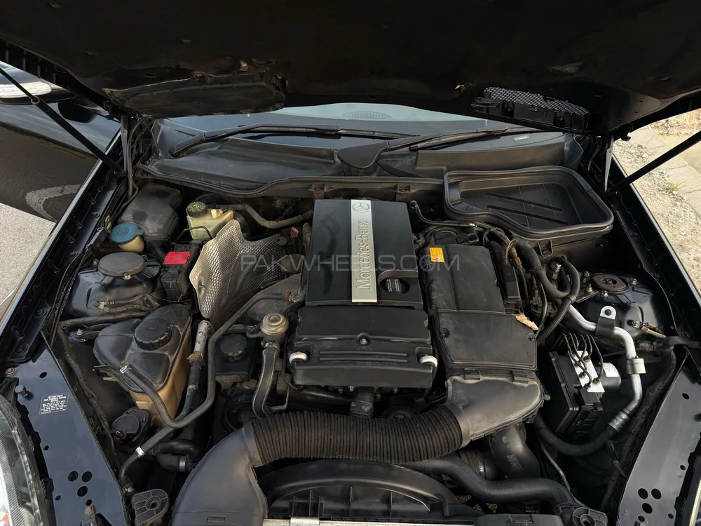 Mercedes Benz SLK Class 2004 for Sale in Karachi Mercedes Benz SLK Class 2004 for Sale in Karachi Image-16