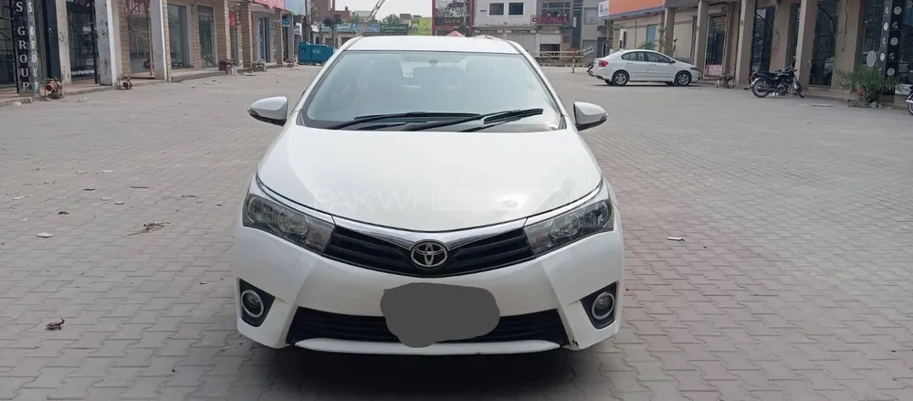 Toyota Corolla 2016 for Sale in Faisalabad Image-1