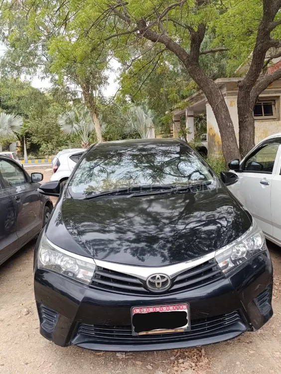 Toyota Corolla 2017 for Sale in Karachi Image-1