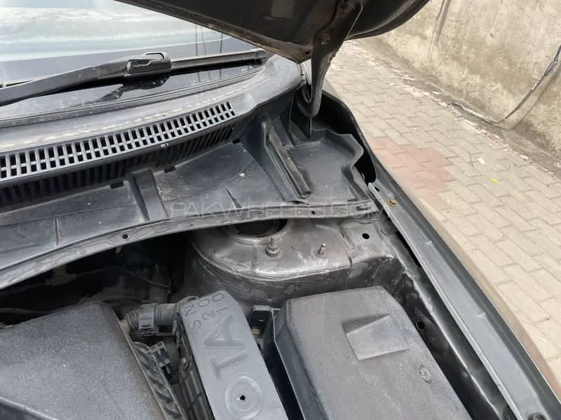 Toyota Corolla 2011 for Sale in Lahore Image-1