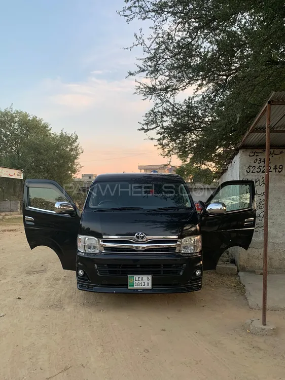 Toyota Hiace 2011 for Sale in Dadyal Ak Image-1
