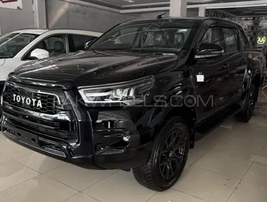 Toyota Hilux 2025 for Sale in Peshawar Image-1