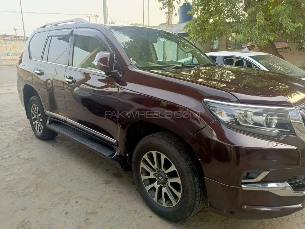 Toyota Land Cruiser 2013 for Sale in Multan Image-1