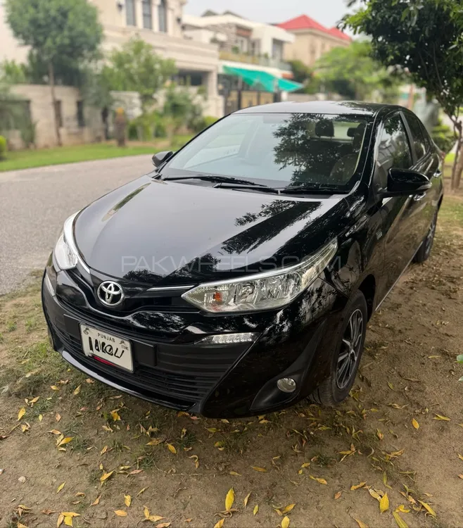 Toyota Yaris Sedan 2021 for Sale in Lahore Image-1