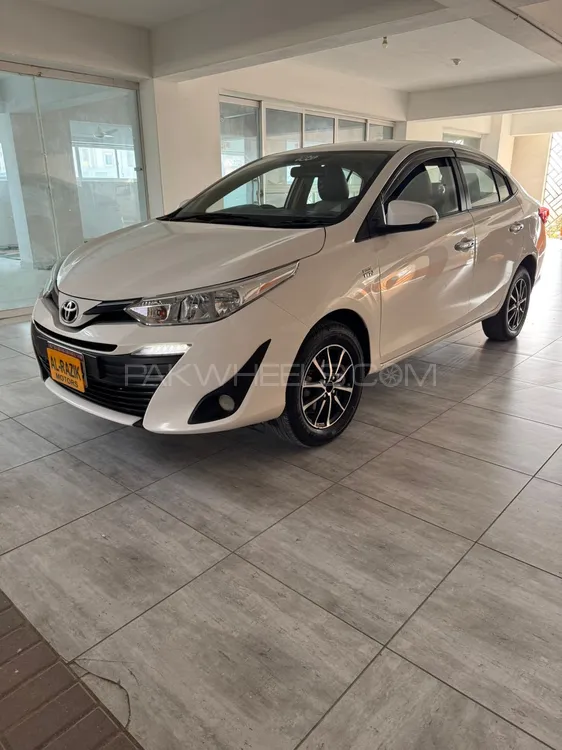 ٹویوٹا یارس سیڈان 2022 for Sale in کراچی Image-1