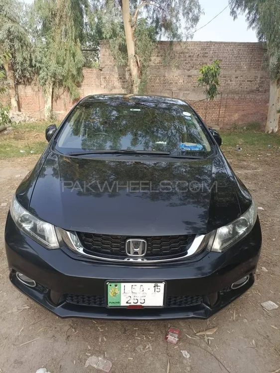 Honda Civic 2015 for Sale in Multan Image-1