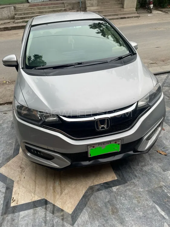 Honda Fit 2016 for Sale in Lahore Image-1