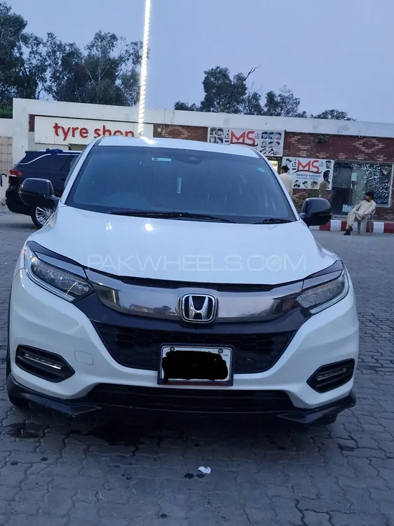 Honda Vezel 2018 for Sale in Gujranwala Image-1